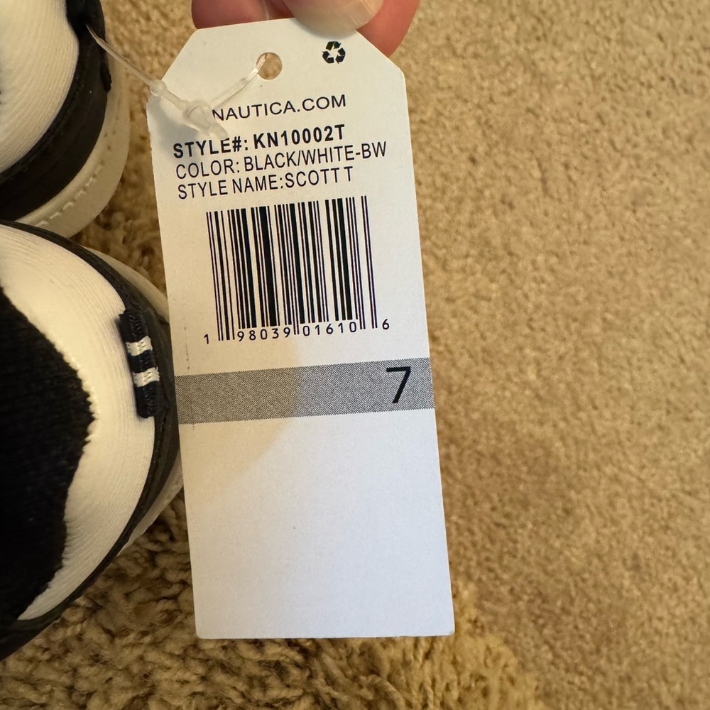 NWT Nautica Size 7 Toddler Black and White Sneakers - Picture 2 of 5